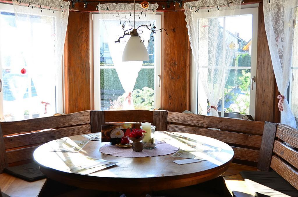 Hotel "Cafe Verkehrt" - Wellcome Motorbiker, Berufsleute Und Reisende Im Schwarzwald Oberhof  Εξωτερικό φωτογραφία
